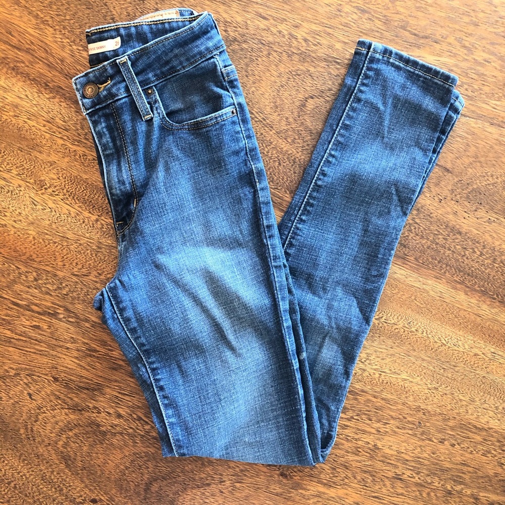 Levi’s 721 high rise skinny jeans